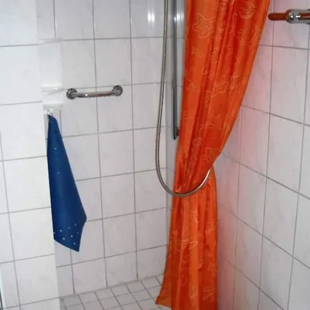 Strandurlaub Im Mit Garten By Interhome Apartamento *