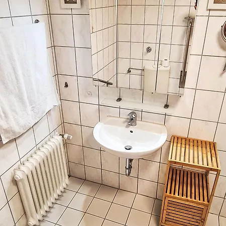 Strandurlaub Im Mit Garten By Interhome Apartamento *